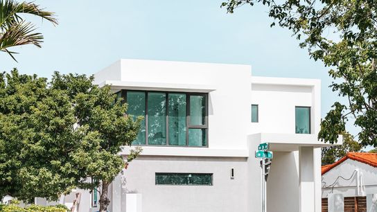 More Than Half of U.S. Homes Lost Value Last Year—Miami Sees Even Sharper Declines (Live in Florida )